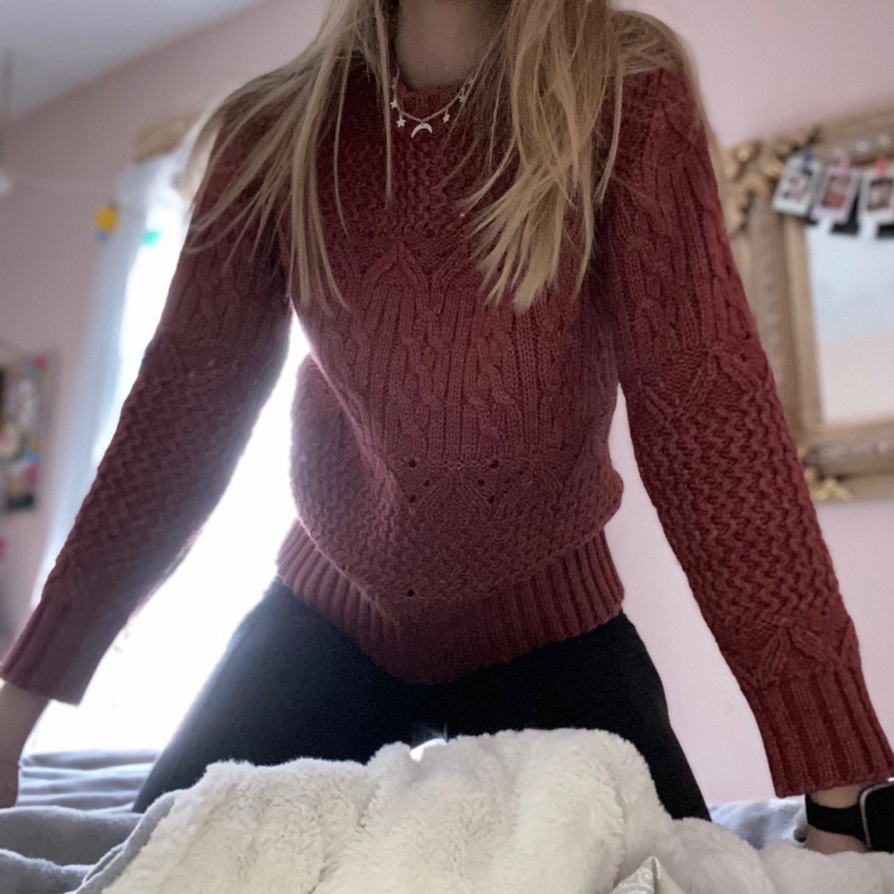 Vintage rust-red sweater
